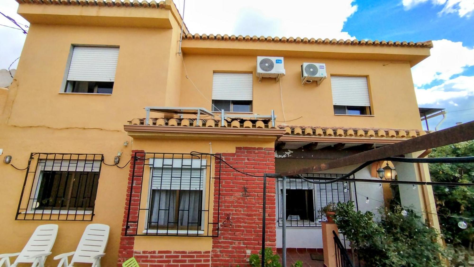 Casa Con Piscina Y Barbacoa A 3 Kilometros De La Alhambra Βίλα Huétor Vega Εξωτερικό φωτογραφία